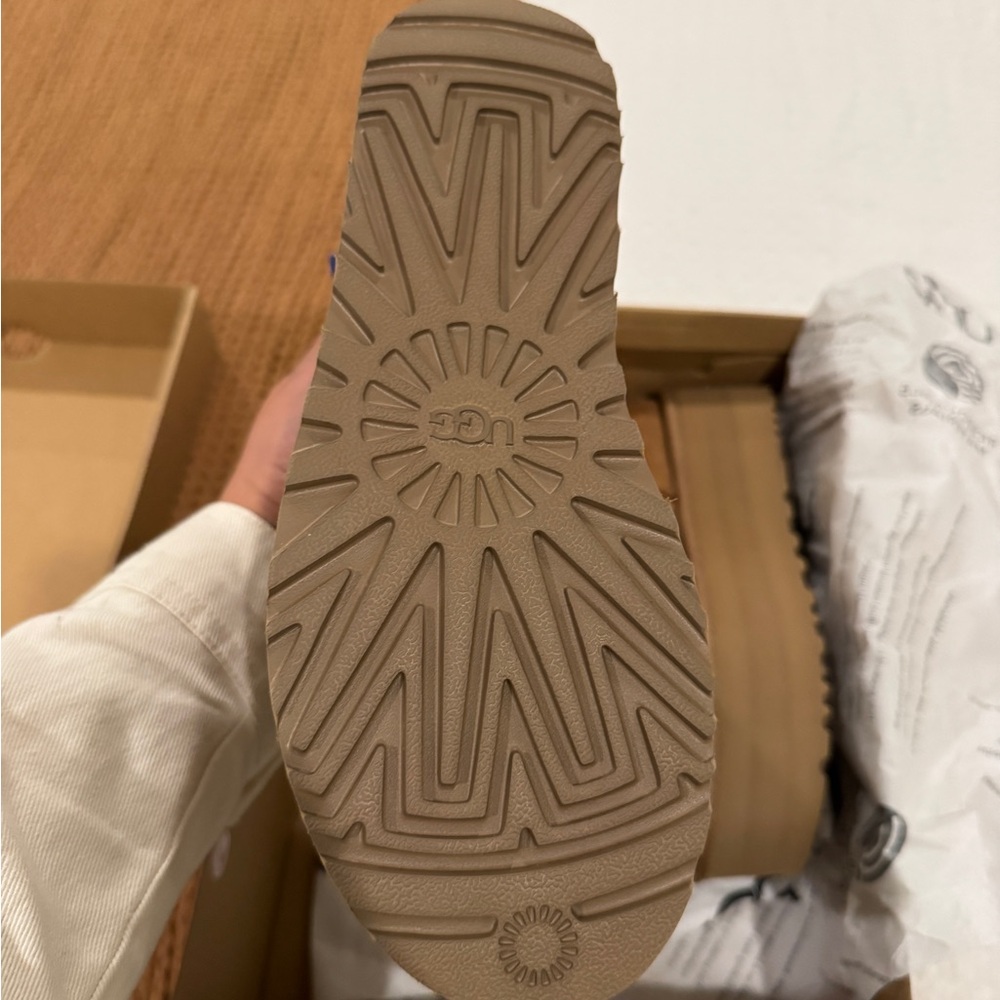 Classic Ultra Mini Platform NEW still in box. - Picture 8 of 10